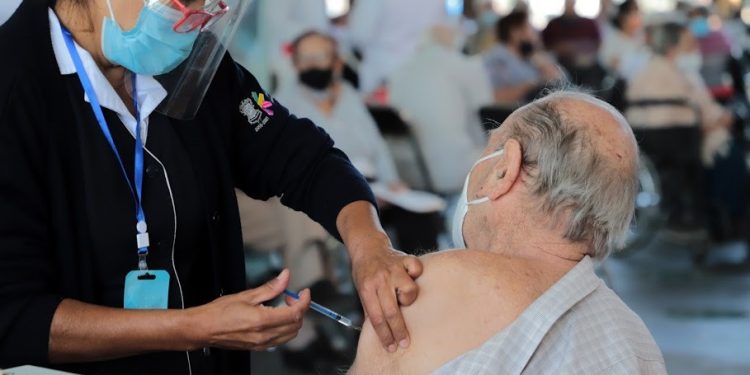 A un año de la primera muerte por COVID-19 en México, han fallecido 4738 michoacanos