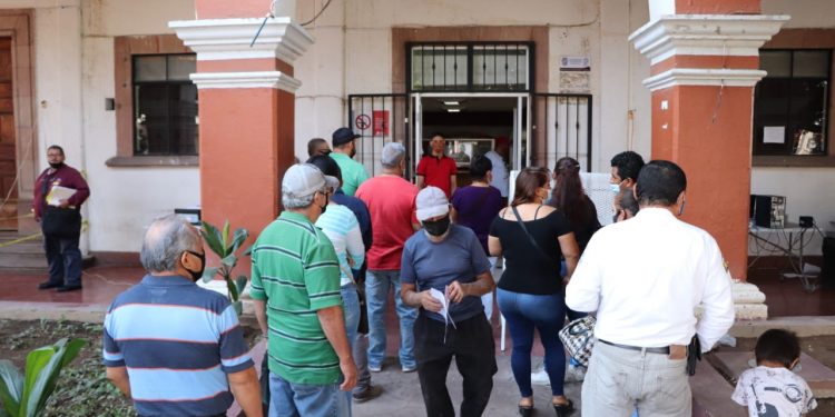 Condonación de adeudos en licencias de giros rojos