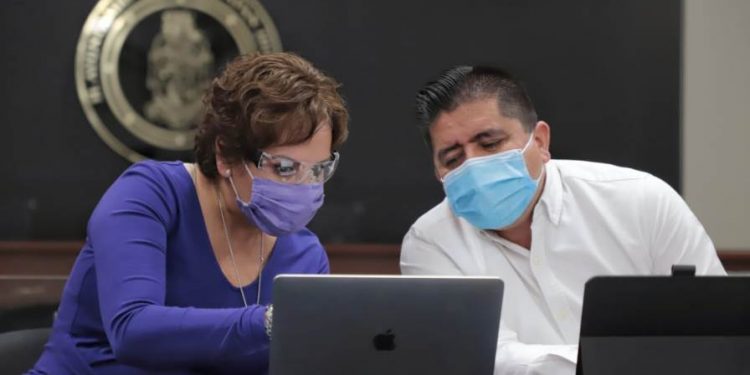 Coordinación plena en la vacunación COVID-19 a adultos mayores de 60 años