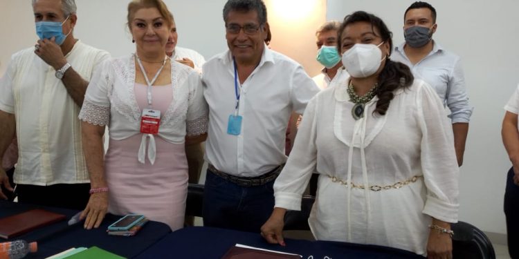 Diputada María Chávez Pérez acompaña a la Federación de Mineros en Michoacán para reactivar la actividad extractiva