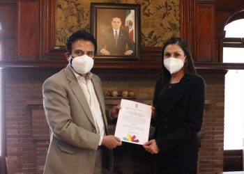 Entrega Armando Hurtado nombramiento a rectora de la Universidad Intercultural Indígena