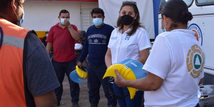 Más equipo de protección a personal que hace frente al covid-19