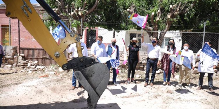 En Michoacán, los mejores servicios de salud de México: Silvano Aureoles