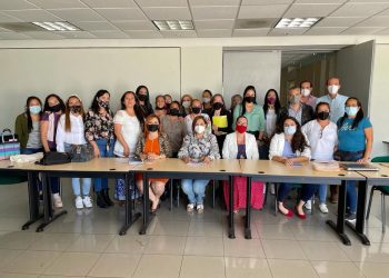 Atiende Sedesoh a representantes de estancias infantiles en Uruapan