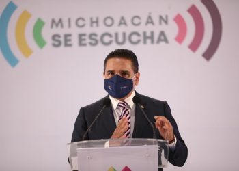 Michoacán no está exento de un tercer rebrote de COVID-19: Silvano