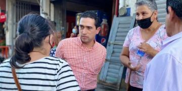 Electores van por las personas por encima de Partidos