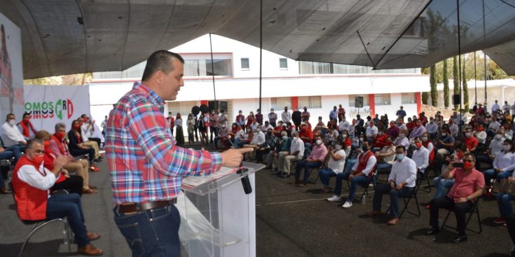 Inicia Memo Valencia su lucha revolucionaria por Morelia