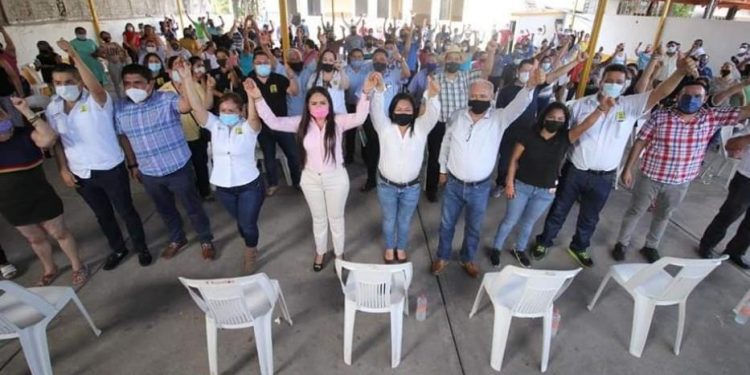 LC va con Carlos Herrera e Isabel Sánchez, afirma Laura Carmona