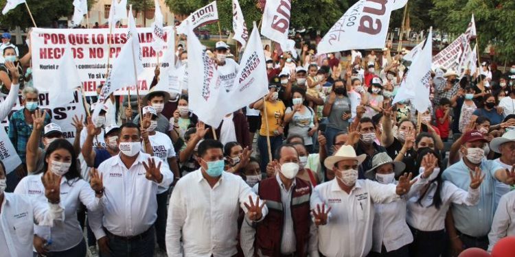 Huriel Bautista Cabrera recibe respaldo ciudadano rumbo a la alcaldía de Parácuaro