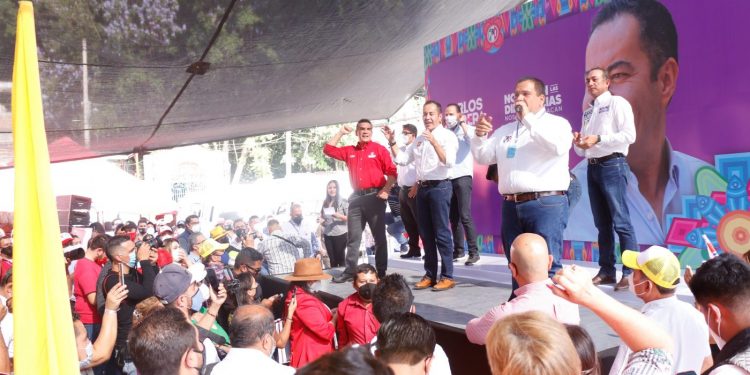 Con importante acto  inicia campaña Bladimir González en Tarímbaro