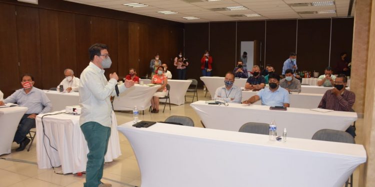 Capacita PRI a enlaces financieros de candidatos y candidatas