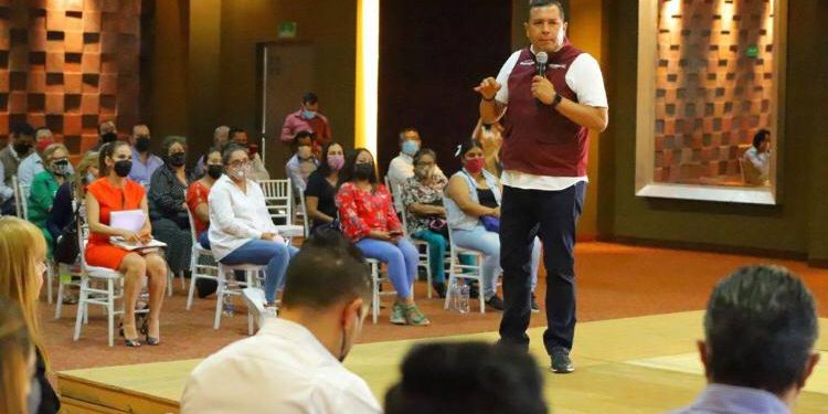 Compromete Juan Carlos Barragán programa de desarrollo para la zona poniente de Morelia