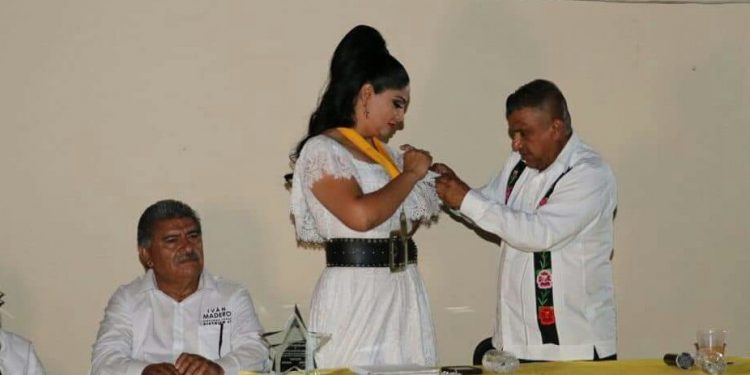 Merecido reconocimiento a Maritza García Franco aseguran habitantes de Parácuaro