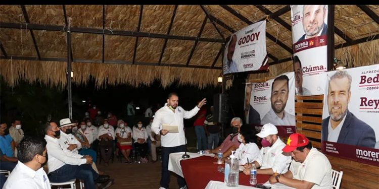 En Múgica el doctor Chuma reconoce a los sectores empresarial y comercial como motor de desarrollo