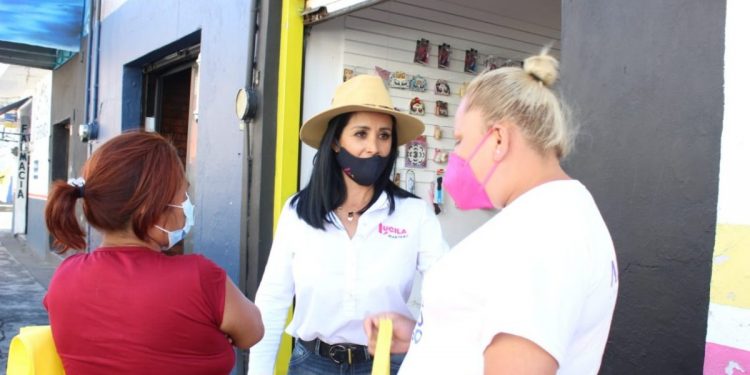 Lucila Martínez, por atender problemática ambiental en colonia Industrial