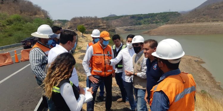 Tras revisión determinan cierre parcial de la Autopista Siglo XXI