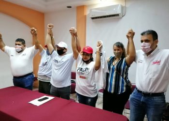 Candidato del PES declina a favor del proyecto político de Toño Cruz