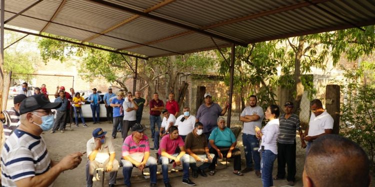 Atenderé las necesidades de los transportistas desde el Congreso: Fanny Arreola