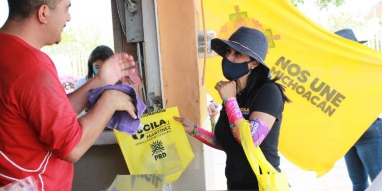 Lucila Martínez, por el crecimiento de los micronegocios morelianos