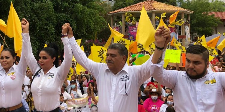 Iván Madero recibe apoyo total en Parácuaro