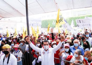 Llama Juan Luis García a cerrar filas en torno a Carlos Herrera