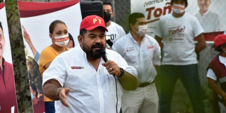 Reformas de ley impactaran en la economía del pueblo de México: Paco Huacus.