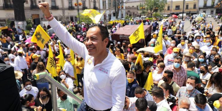 Frases de Víctor Manríquez González, dirigente del PRD Michoacán en el Encuentro Nacional por la Democracia, 32 Aniversario.