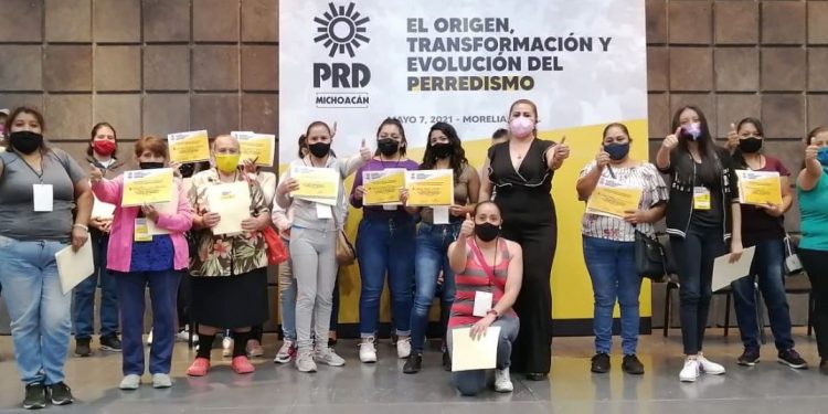 La vida democrática que impulsó el PRD, amenazada por el actual régimen federal: García Tinajero