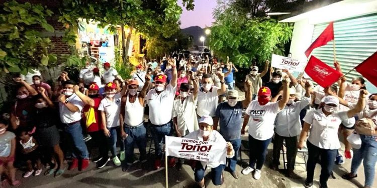 Toño Cruz propone legislar para que empresas que den empleo a personas con capacidades diferentes puedan recibir estímulos fiscales