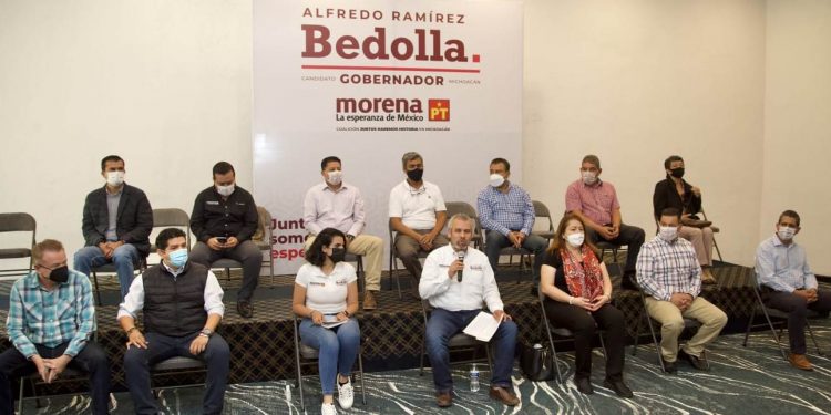 Recorre Bedolla 21 municipios en 8 días de campaña; «tenemos fuerza para ganar», afirma