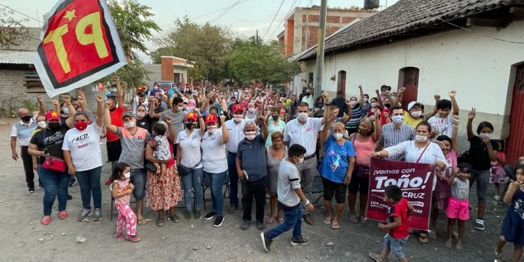 Tancítaro, San Juan Parangaricutiro y Apatzingán darán triunfo a Toño Cruz