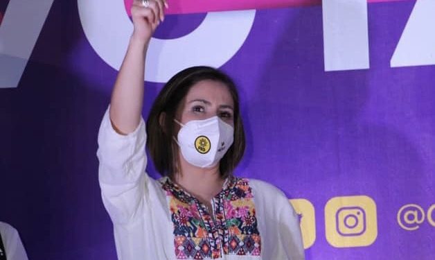 A ejercer el derecho al voto y defender la democracia convoca Gigliola Torres