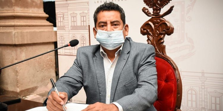 Ángel Custodio propone garantizar derecho al agua y brindar certeza jurídica al establecer responsabilidad de autoridades
