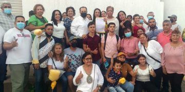Firme el compromiso de trabajar en favor de Apatzingán: Verónica Castellanos