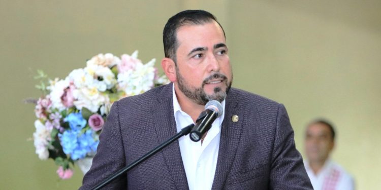 Reconoce Humberto González avances de la Contraloría de la FGE en segundo informe