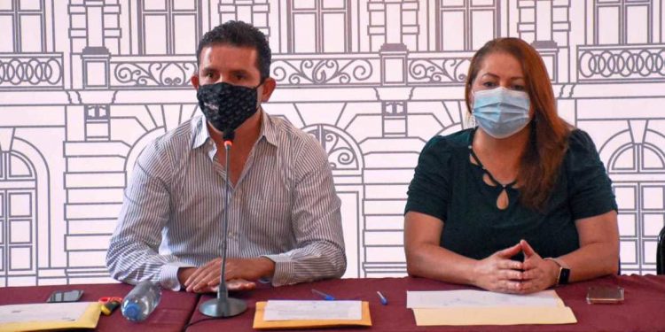 Aplican diputados examen de conocimientos a aspirantes al cargo de Auditor Especial de Fiscalización Estatal