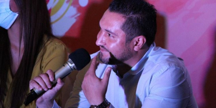 Llama Víctor Manríquez a los jóvenes a sumarse a la reconstrucción del PRD