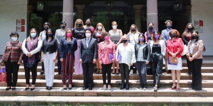 Lucila Martínez reconoce acciones para el combate de la violencia de género en Michoacán