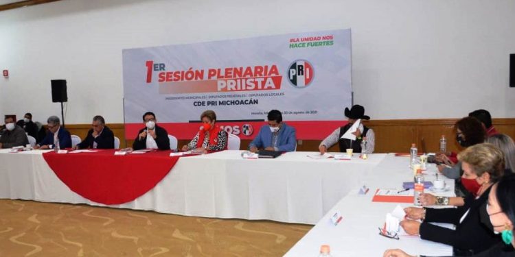 Tenemos que ser un partido diferente: Eligio González