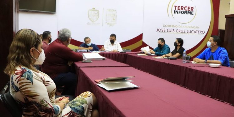 Avanza el proceso de entrega-recepción de la administración municipal en Apatzingán