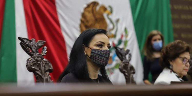 Por unanimidad, designan a Adriana Hernández Presidenta de la Mesa Directiva del Congreso del Estado
