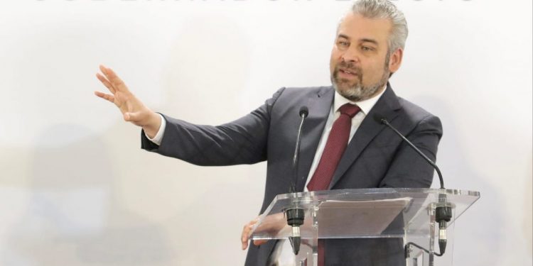 Dinero federal para salario de docentes llega puntual; gobierno estatal debe pagar: Bedolla