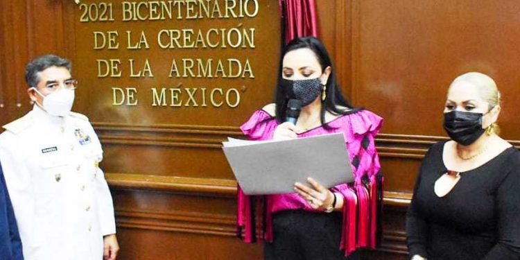 Devela Congreso leyenda conmemorativa “2021 Bicentenario de la Creación de la Armada de México”