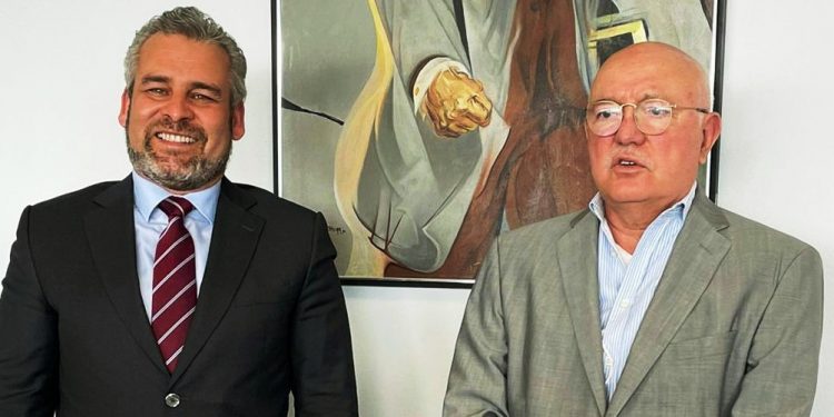 Bedolla acuerda con Auditoría federal combatir la corrupción en Michoacán