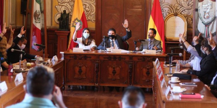 Aprueba Ayuntamiento de Morelia publicación de convocatoria para designar a Contralor