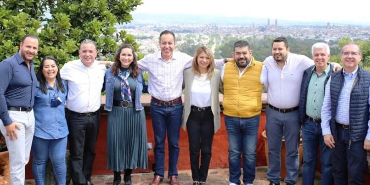 Equipo Legislativo por Michoacán suma a los Diputados Federales