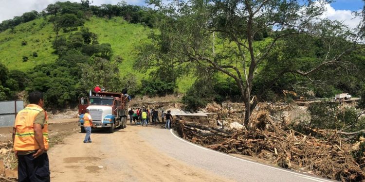 Mantiene Gobierno estatal atención permanente ante temporal de lluvias