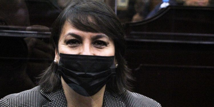 LAMENTA LARIZA PÉREZ AGRESIONES EN CONTRA DE TRABAJADORA DEL CONGRESO