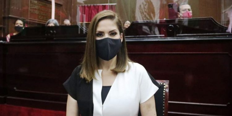 ATENCIÓN A GRUPOS VULNERABLES SERÁ PRIORIDAD PARA IVONNE PANTOJA