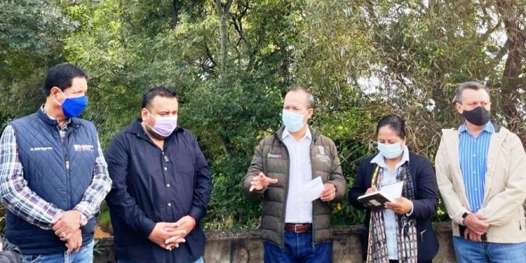 Reconocen alcaldes apoyo al campo en Huiramba y Lagunillas